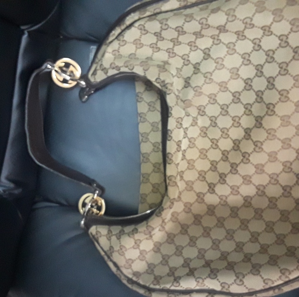 Authentic Gucci purse